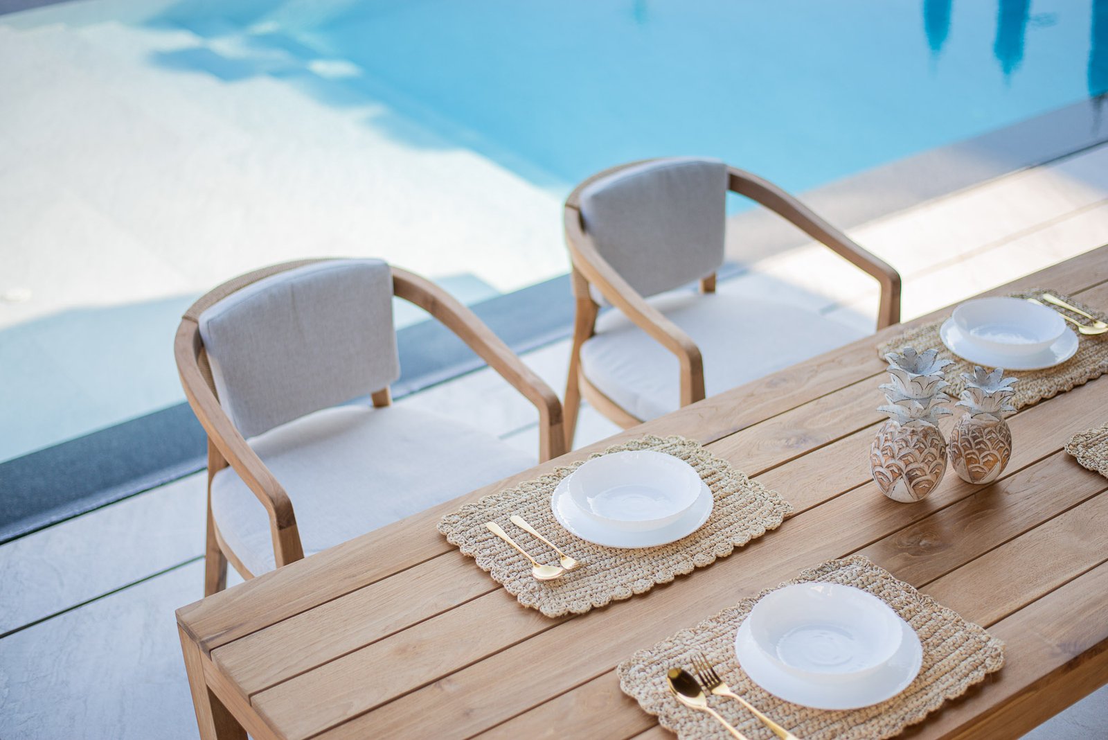 SABATU DINING TABLE & EDVIN ARM CHAIR Thumbnail